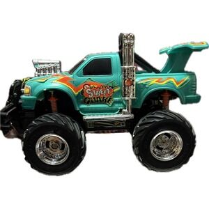 Vintage RadioShack Street Quake Teal Monster Truck RC Vehicle with Remote 27mgz